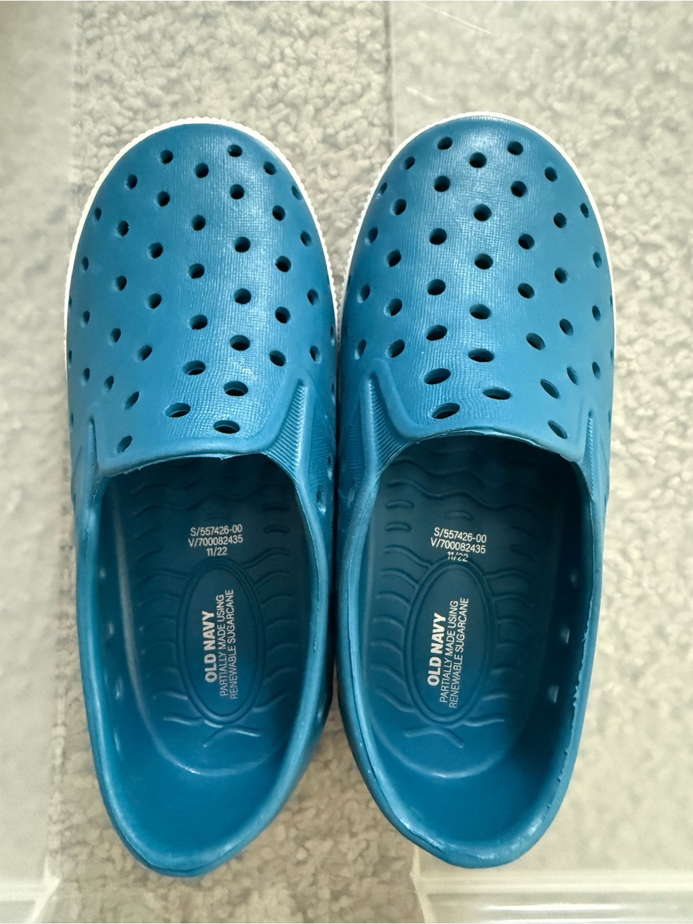 Old Navy Teal Blue Slip-On Kids Water Shoes